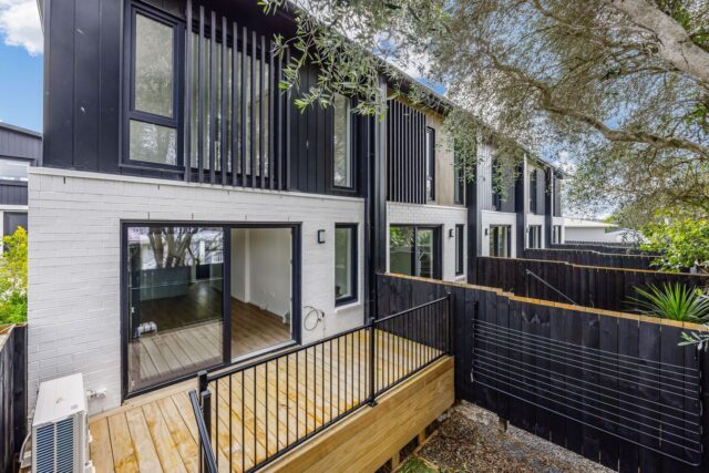 Unit 7/23-25 Sullivan Avenue, Mangere Bridge, NZ 2022